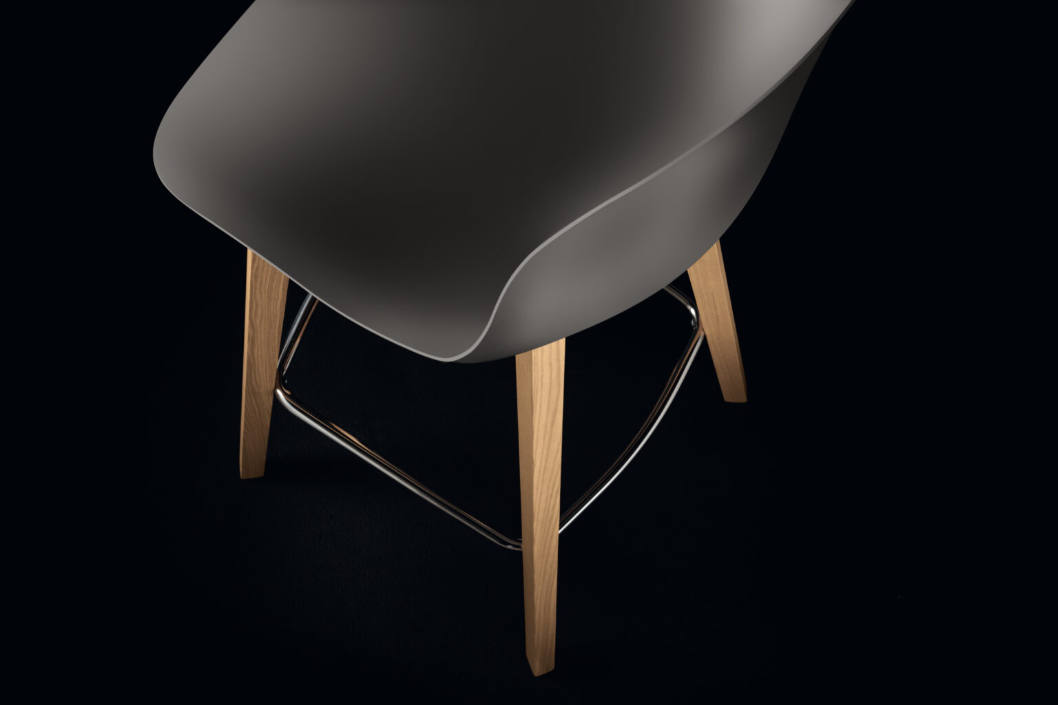 SGABELLO-HERO_pag_137